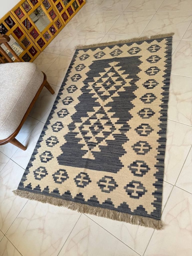 Handwoven Qashqai Kilim